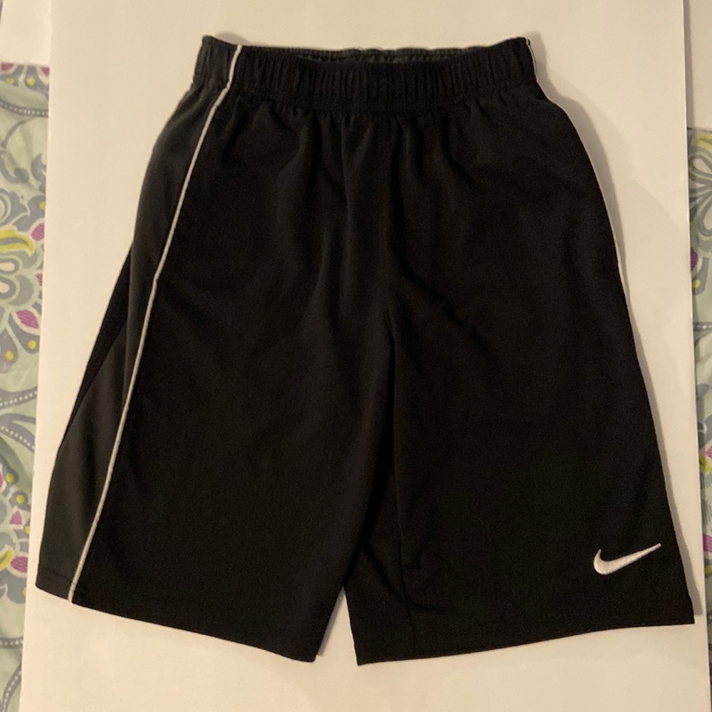 🏀BOY’S NIKE DRI-FIT SHORTS🏀